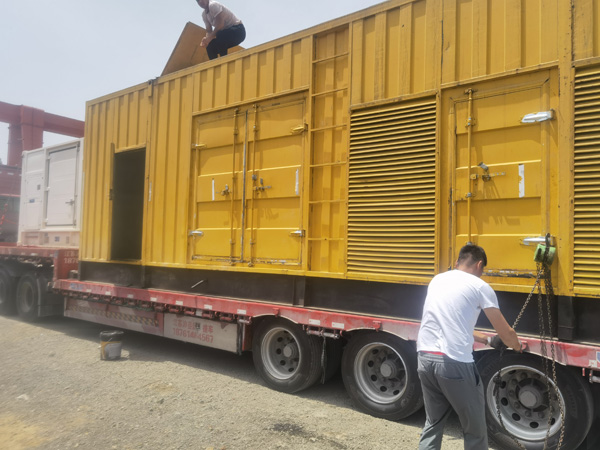 清镇汽油发电机对供油装置的要求